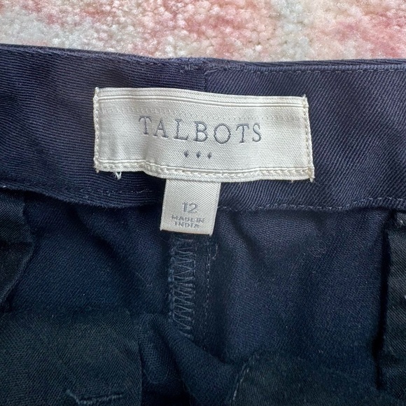 Talbots Elegant Shorts (Size 12) - Picture 3 of 3